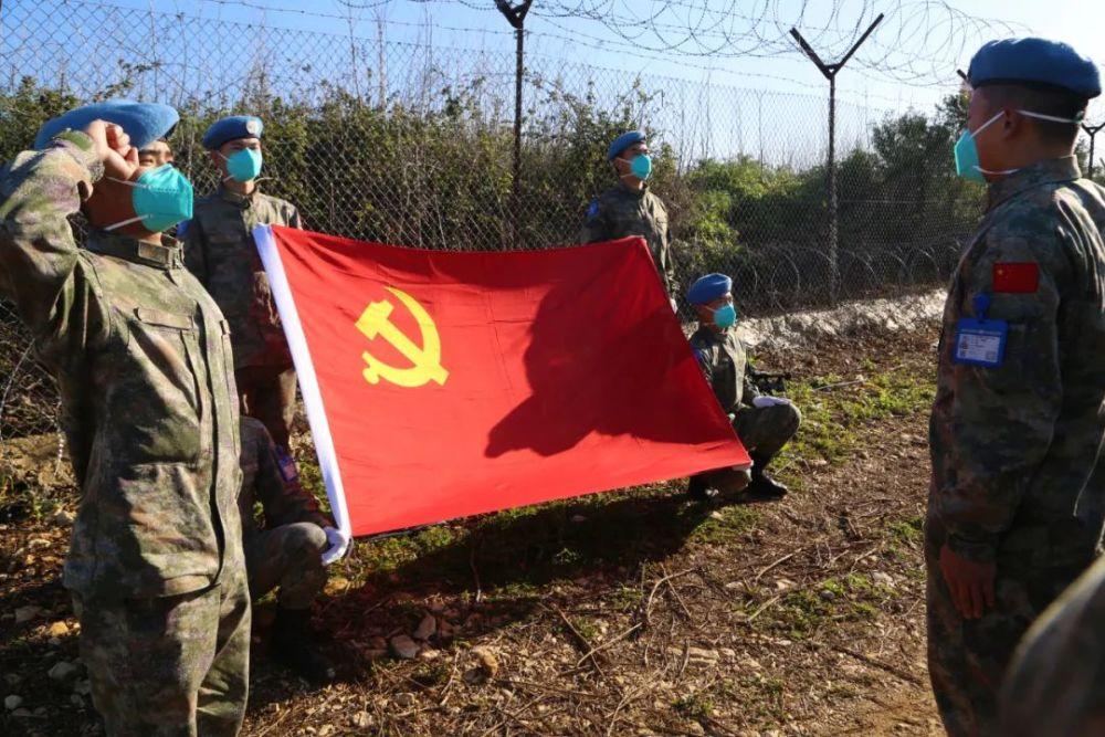 广东队在选择成绩和新老交替两条路上，错误地选择了既要又要